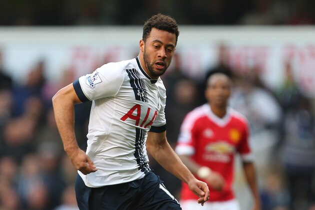 LONDON, ENGLAND - APRIL 10 :  Mousa Dembele of Tottenham Hotspur during the Barclays Premier League match between Tottenham Hotspur and Manchester United at White Hart Lane on April 10, 2016 in London, England.  (Photo by Catherine Ivill - AMA/Getty Images)