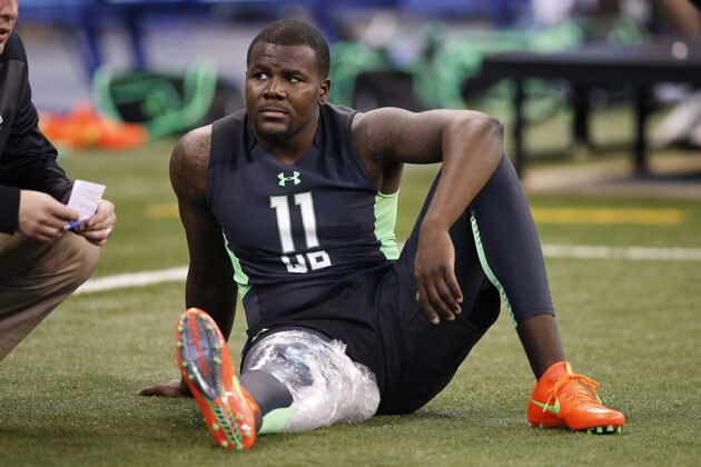 INDIANAPOLIS, IN - FEBRUARY 27: Quarterback Cardale Jones of Ohio State sits on the sideline with ice on his hamstring after suffering an injury during the 2016 NFL Scouting Combine at Lucas Oil Stadium on February 27, 2016 in Indianapolis, Indiana. (Photo by Joe Robbins/Getty Images)