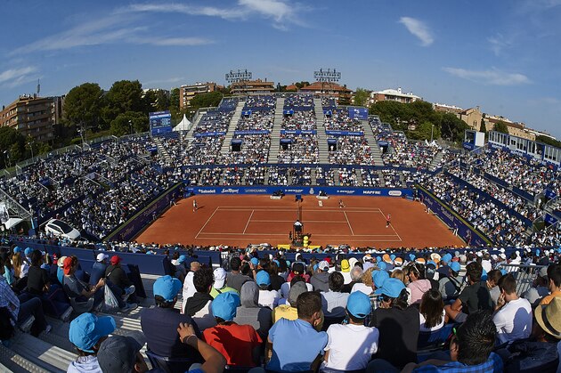 BARCELONA, SPAIN - APRIL 23:  A general view of Rafael Nadal of Spain in his match against Fabio Fognini of Italy during day four of the Barcelona Open Banc Sabadell at the Real Club de Tenis Barcelona on April 23, 2015 in Barcelona, Spain.  (Photo by Manuel Queimadelos Alonso/Getty Images)