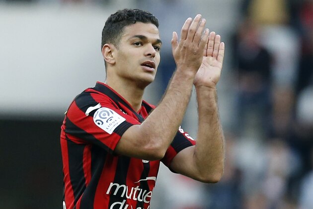 Nice's French forward Hatem Ben Arfa applauds as he leaves the pitch during the French L1 football match between Nice and Rennes  on April 10, 2016 at the Allianz Riviera stadium in Nice, southeastern France.   AFP PHOTO / VALERY HACHE / AFP / VALERY HACHE        (Photo credit should read VALERY HACHE/AFP/Getty Images)