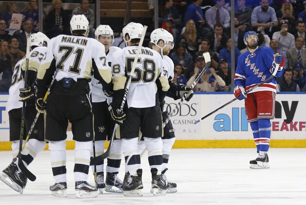 New York Rangers left wing Rick Nash, right, looks up at the replay after a goal scored by Pittsburgh Penguins center Evgeni Malkin (71) during the second period of Game 4 of an NHL hockey first-round Stanley Cup playoff series, Thursday, April 21, 2016, in New York. (AP Photo/Julie Jacobson) New York Rangers left wing Rick Nash, right, looks up at the replay after a goal scored by Pittsburgh Penguins center Evgeni Malkin (71) during the second period of Game 4 of an NHL hockey first-round Stanley Cup playoff series, Thursday, April 21, 2016, in New York. (AP Photo/Julie Jacobson)