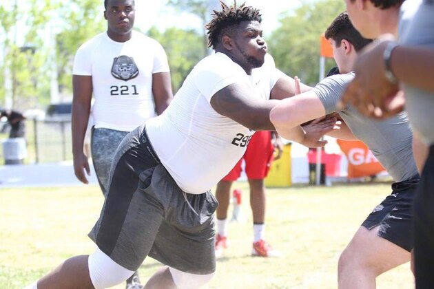 At 6'2" and 329 pounds, 5-star Tyler Shelvin is a load to handle at defensive tackle. The 5-star athlete is an LSU pledge but said he's keeping all options open.