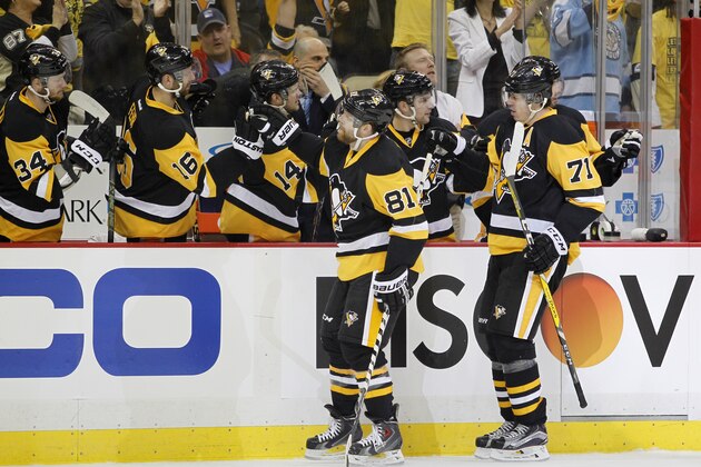 PITTSBURGH, PA - APRIL 23:  Phil Kessel