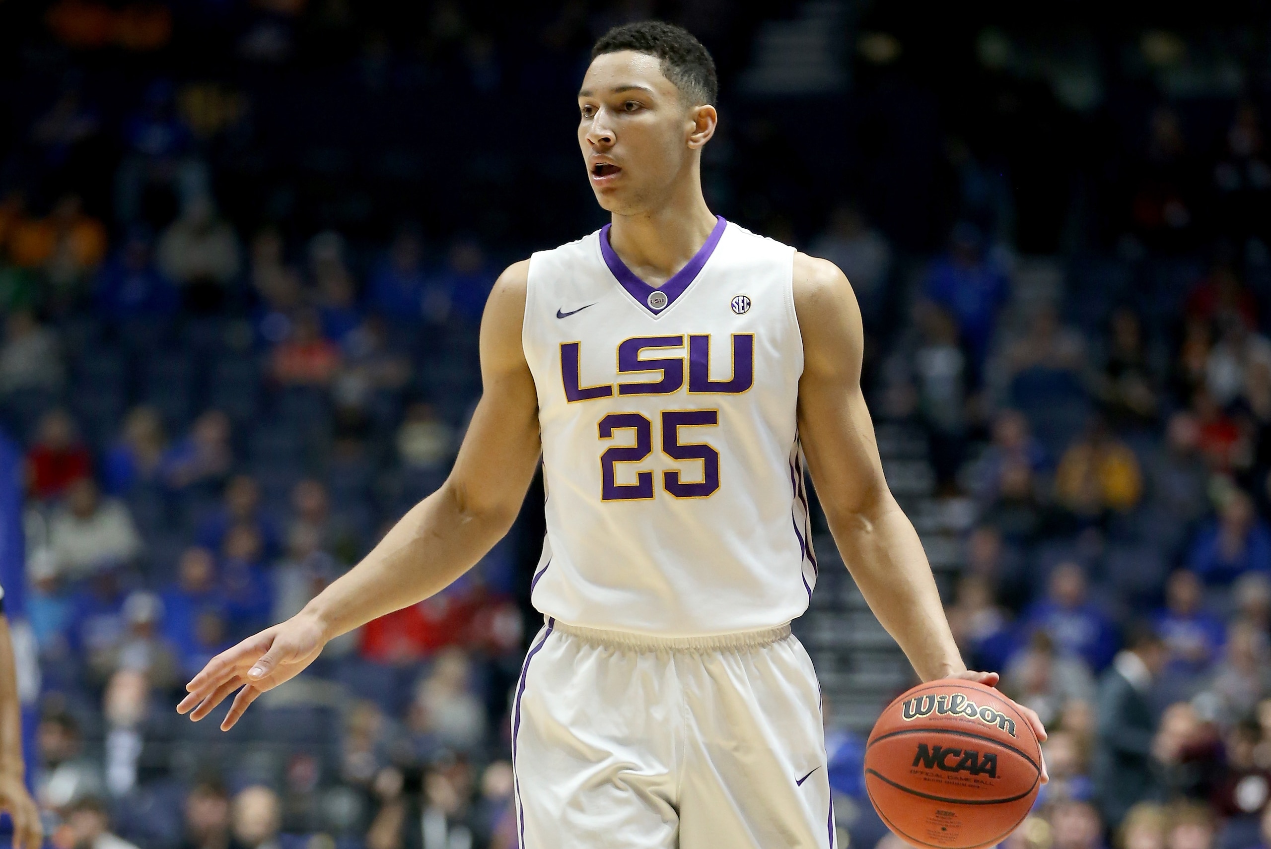 NASHVILLE, TN - MARCH 11:  Ben Simmons #25 of the LSU Tigers dribbles the ball during the game against the Tennessee Volunteers during the quarterfinals of the SEC Basketball Tournament at Bridgestone Arena on March 11, 2016 in Nashville, Tennessee.  (Photo by Andy Lyons/Getty Images)