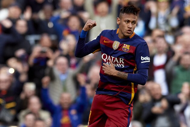 BARCELONA, SPAIN - MARCH 12:  Neymar JR of Barcelona celebrates scoring his team's fifth goal during the La Liga match between FC Barcelona and Getafe CF at Camp Nou on March 12, 2016 in Barcelona, Spain.  (Photo by Manuel Queimadelos Alonso/Getty Images)