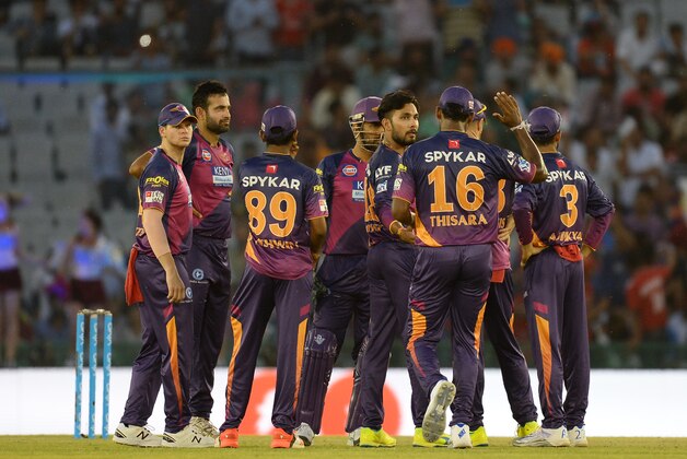 Rising Pune Supergiants players celebrate the dismissal of Kings XI Punjab batsman Manan Vohra during the 2016 Indian Premier League (IPL) Twenty20 cricket match between Rising Pune Supergiants and Kings XI Punjab at The Punjab Cricket Association Stadium in Mohali on April 17, 2016  ------IMAGE RESTRICTED TO EDITORIAL USE - STRICTLY NO COMMERCIAL USE------ / AFP / SAJJAD HUSSAIN        (Photo credit should read SAJJAD HUSSAIN/AFP/Getty Images)