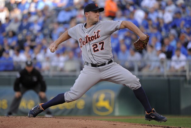 KANSAS CITY, MO - APRIL 20: Jordan Zimmermann #27 of the Detroit Tigers throws in the first inning against the Kansas City Royals at Kauffman Stadium on April 20, 2016 in Kansas City, Missouri. (Photo by Ed Zurga/Getty Images) KANSAS CITY, MO - APRIL 20: Jordan Zimmermann #27 of the Detroit Tigers throws in the first inning against the Kansas City Royals at Kauffman Stadium on April 20, 2016 in Kansas City, Missouri. (Photo by Ed Zurga/Getty Images)