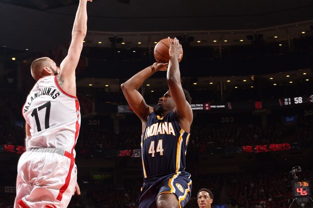 TORONTO, CANADA - APRIl 26: Solomon Hill #44 of the Indiana Pacers shoots the ball during the game against Jonas Valanciunas #17 of the Toronto Raptors in Game Five of the Eastern Conference Quarterfinals during the 2016 NBA Playoffs on April 26, 2016 at the Air Canada Centre in Toronto, Ontario, Canada.  NOTE TO USER: User expressly acknowledges and agrees that, by downloading and or using this Photograph, user is consenting to the terms and conditions of the Getty Images License Agreement.  Mandatory Copyright Notice: Copyright 2016 NBAE (Photo by Ron Turenne/NBAE via Getty Images)