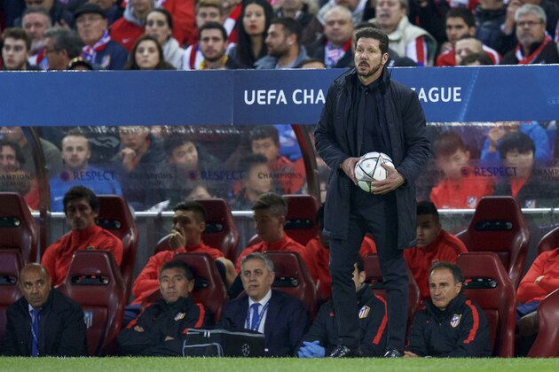 coach Diego Simeone of Club Atletico de Madrid during the UEFA Champions League quarter-final match between  Atletico Madrid and FC Barcelona on April 13, 2016 at the Vicente Calderon stadium in Madrid, Spain.(Photo by VI Images via Getty Images)