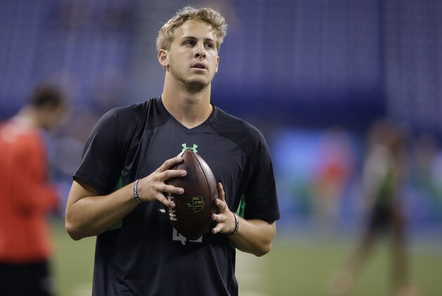 California quarterback Jared Goff runs a drill at the NFL football scouting combine on Saturday, Feb. 27, 2016, in Indianapolis. (AP Photo/Darron Cummings)