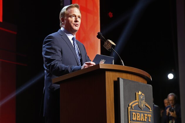 NFL commissioner Roger Goodell announces after the Tampa Bay Buccaneers selects Florida State quarterback Jameis Winston as the first pick in the first round of the 2015 NFL Draft,  Thursday, April 30, 2015, in Chicago. (AP Photo/Charles Rex Arbogast)