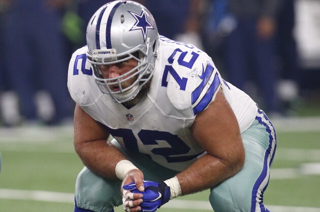 Dallas Cowboys' Travis Frederick (72) sets up at the line of scrimmage during an NFL football game against the Seattle Seahawks on Sunday, Nov. 1, 2015, in Arlington, Texas. (AP Photo/Roger Steinman)