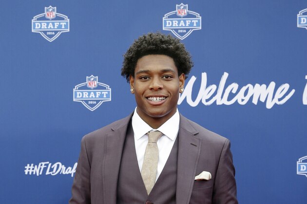 Florida State’s Jalen Ramsey poses for photos upon arriving for the first round of the 2016 NFL football draft at the Auditorium Theater of Roosevelt University, Thursday, April 28, 2016, in Chicago. (AP Photo/Nam Y. Huh)