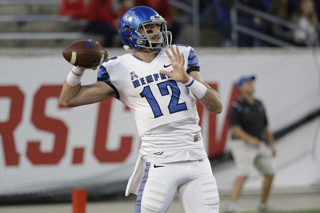 Memphis quarterback Paxton Lynch (12) warms up before an NCAA college football game against Houston Saturday, Nov. 14, 2015, in Houston. (AP Photo/David J. Phillip)