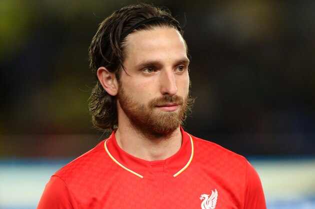 VILLARREAL, SPAIN - APRIL 28: Joe Allen of Liverpool looks on before the UEFA Europa League semi final first leg match between Villarreal CF and Liverpool FC at Estadio El Madrigal stadium on April 28, 2016 in Villarreal, Spain. (Photo by Jean Catuffe/Getty Images) VILLARREAL, SPAIN - APRIL 28: Joe Allen of Liverpool looks on before the UEFA Europa League semi final first leg match between Villarreal CF and Liverpool FC at Estadio El Madrigal stadium on April 28, 2016 in Villarreal, Spain. (Photo by Jean Catuffe/Getty Images)