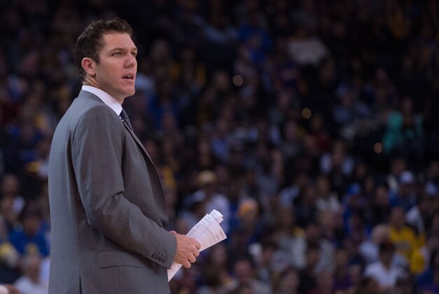 January 14, 2016; Oakland, CA, USA; Golden State Warriors interim head coach Luke Walton during the fourth quarter against the Los Angeles Lakers at Oracle Arena. The Warriors defeated the Lakers 116-98. Mandatory Credit: Kyle Terada-USA TODAY Sports