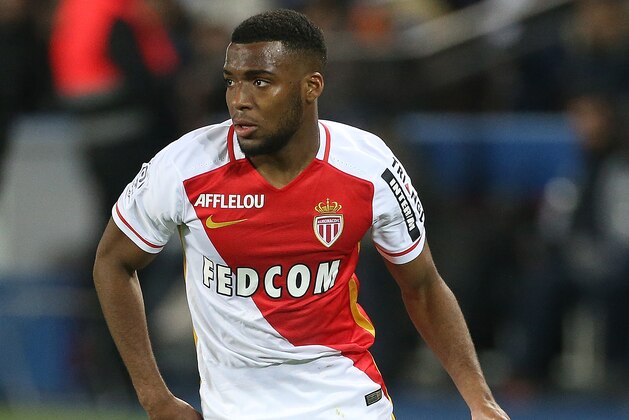 PARIS, FRANCE - MARCH 20: Thomas Lemar of Monaco in action during the French Ligue 1 match between Paris Saint-Germain v AS Monaco at Parc des Princes on March 20, 2016 in Paris, France.  (Photo by Jean Catuffe/Getty Images)