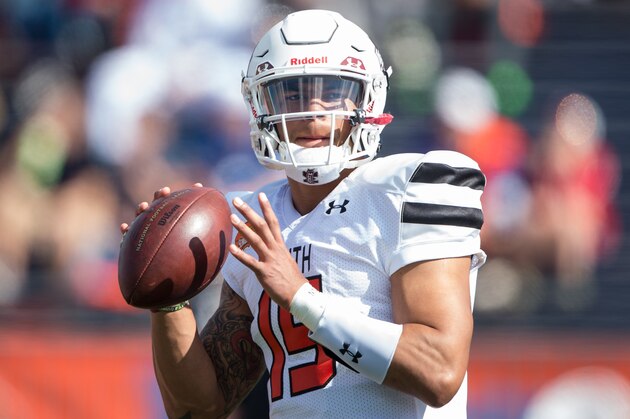 MOBILE, AL - JANUARY 30: South team's quarterback Dak Prescott #15 with Mississippi State on January 30, 2016 at Ladd-Peebles Stadium in Mobile, Alabama. (Photo by Michael Chang/Getty Images)