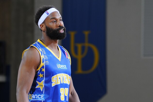 NEWARK, DE - MARCH 4:  Baron Davis #34 of the Delaware 87ers looks on during the game against the Iowa Energy on March 4, 2016 at the Bob Carpenter Center in Newark, Delaware. NOTE TO USER: User expressly acknowledges and agrees that, by downloading and/or using this Photograph, user is consenting to the terms and conditions of the Getty Images License Agreement. Mandatory Copyright Notice: Copyright 2016 NBAE (Photo by Stephen Pellegrino/NBAE via Getty Images)