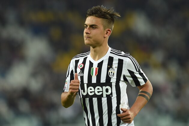 TURIN, ITALY - APRIL 20:  Paulo Dybala of Juventus FC looks on during the Serie A match between Juventus FC and SS Lazio at Juventus Arena on April 20, 2016 in Turin, Italy.  (Photo by Valerio Pennicino/Getty Images)