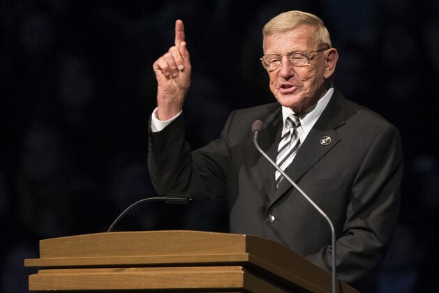 Former Notre Dame football coach Lou Holtz speaks during the memorial service for Rev. Theodore Hesburgh on Wednesday, March 4, 2015, inside the Purcell Pavilion at the University of Notre Dame in South Bend, Ind. (AP Photo/South Bend Tribune, Robert Franklin, Pool)