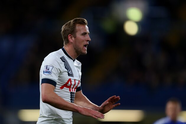 LONDON, ENGLAND - MAY 02 :  Harry Kane of Tottenham Hotspur during the Barclays Premier League match between Chelsea and Tottenham Hotspur at Stamford Bridge on May 2, 2016 in London, England.  (Photo by Catherine Ivill - AMA/Getty Images)