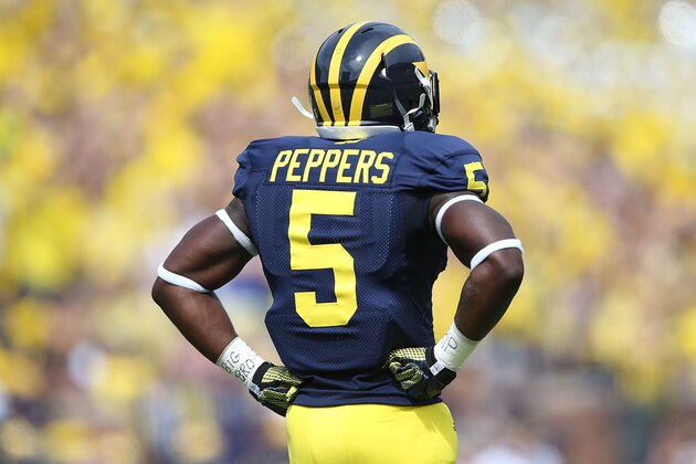 ANN ARBOR, MI - AUGUST 30:  Jabrill Peppers #5 of the Michigan Wolverines warms up prior to the start of the game against the Appalachian State Mountaineers on August 30, 2014 in Ann Arbor, Michigan. The Wolverines defeated the Mountaineers 52-14.  (Photo by Leon Halip/Getty Images)