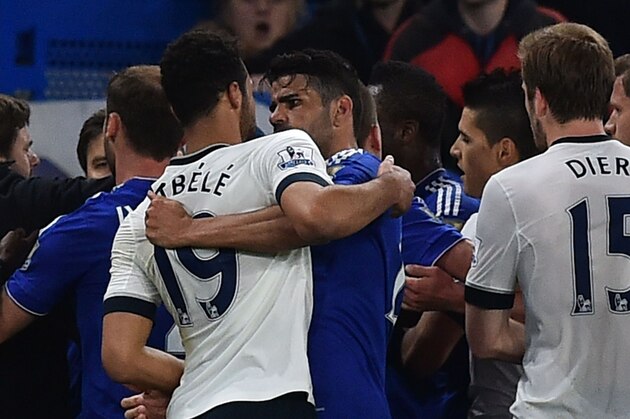 Tottenham Hotspur's Belgian midfielder Mousa Dembele (L) and Chelsea's Brazilian-born Spanish striker Diego Costa (R) clash during the English Premier League football match between Chelsea and Tottenham Hotspur at Stamford Bridge in London on May 2, 2016. / AFP / BEN STANSALL / RESTRICTED TO EDITORIAL USE. No use with unauthorized audio, video, data, fixture lists, club/league logos or 'live' services. Online in-match use limited to 75 images, no video emulation. No use in betting, games or single club/league/player publications.  /         (Photo credit should read BEN STANSALL/AFP/Getty Images)