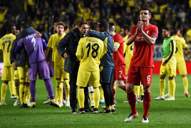 VILLARREAL, SPAIN - APRIL 28:  Dejan Lovren of Liverpool applauds the travelling fans after the UEFA Europa League semi final first leg match between Villarreal CF and Liverpool at Estadio El Madrigal on April 28, 2016 in Villarreal, Spain.  (Photo by David Ramos/Getty Images)