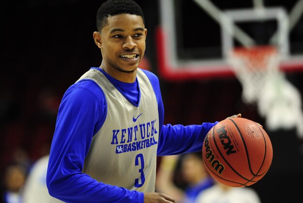 Mar 16, 2016; Des Moines, IA, USA; Kentucky Wildcats guard Tyler Ulis (3) handles the ball during a practice day before the first round of the NCAA men's college basketball tournament at Wells Fargo Arena. Mandatory Credit: Jeffrey Becker-USA TODAY Sports