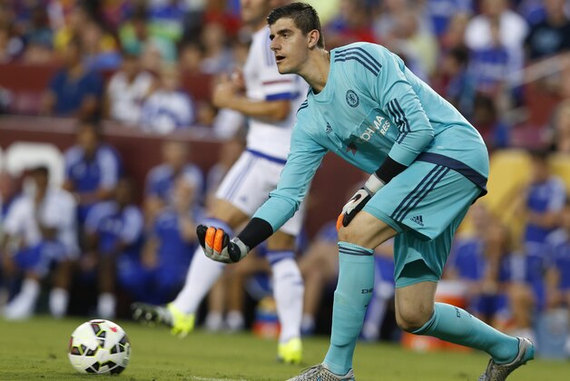Chelsea goalkeeper Thibaut Courtois during the first half of an International Champions Cup soccer match against Barcelona in Washington, Tuesday, July 28, 2015. Chelsea won 3-2 on penalty kicks.  (AP Photo/Carolyn Kaster)