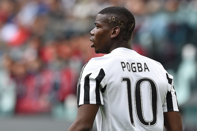 TURIN, ITALY - MAY 01: Paul Pogba of Juventus FC shows new hairdo during the Serie A match between Juventus FC and Carpi FC at Juventus Arena on May 1, 2016 in Turin, Italy. (Photo by Valerio Pennicino/Getty Images) TURIN, ITALY - MAY 01: Paul Pogba of Juventus FC shows new hairdo during the Serie A match between Juventus FC and Carpi FC at Juventus Arena on May 1, 2016 in Turin, Italy. (Photo by Valerio Pennicino/Getty Images)