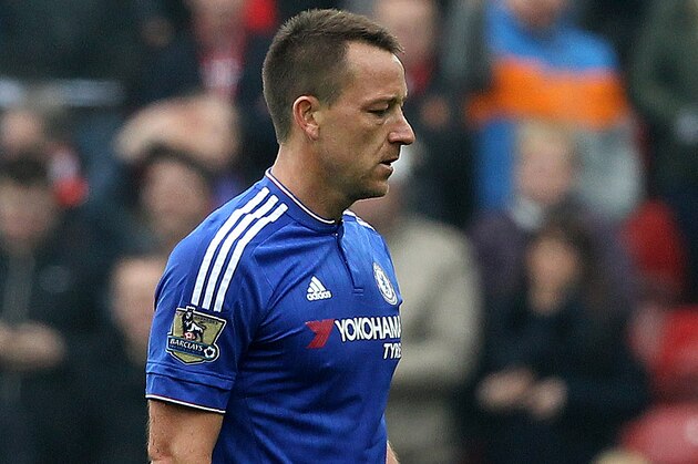 Chelsea's English defender John Terry leaves the pitch after receiving a red card following his challenge on Sunderland's French-born Tunisian midfielder Wahbi Khazri (unseen) during the English Premier League football match between Sunderland and Chelsea at the Stadium of Light in Sunderland, northeast England on May 7, 2016. / AFP / LINDSEY PARNABY / RESTRICTED TO EDITORIAL USE. No use with unauthorized audio, video, data, fixture lists, club/league logos or 'live' services. Online in-match use limited to 75 images, no video emulation. No use in betting, games or single club/league/player publications.  /         (Photo credit should read LINDSEY PARNABY/AFP/Getty Images)