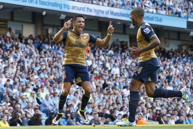 MANCHESTER, ENGLAND - MAY 08:  Alexis Sanchez of Arsenal celebrates after scoring a goal to make it 2-2 during the Barclays Premier League match between Manchester City and Arsenal at the Ethiad Stadium on May 1, 2016 in Manchester, United Kingdom. (Photo by Matthew Ashton - AMA/Getty Images)