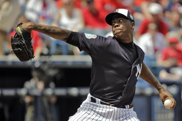New York Yankees' Aroldis Chapman pitches to the St. Louis Cardinals during the sixth inning of a spring training baseball game Thursday, March 31, 2016, in Tampa, Fla. (AP Photo/Chris O'Meara)