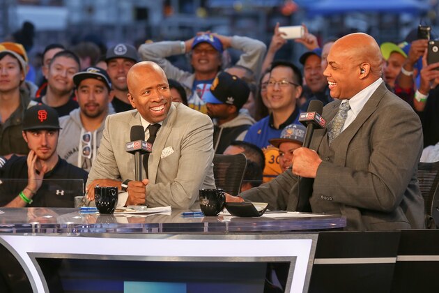 OAKLAND, CA - OCTOBER 27:  TNT Analysts Kenny Smith and Charles Barkley talk during the Opening Night Tip-off of 2015-16 season for NBA on TNT on October 27, 2015 at Pier 39 in Oakland, California. NOTE TO USER: User expressly acknowledges and agrees that, by downloading and/or using this Photograph, user is consenting to the terms and conditions of the Getty Images License Agreement. Mandatory Copyright Notice: Copyright 2015 NBAE (Photo by Tim Cattera/NBAE via Getty Images)