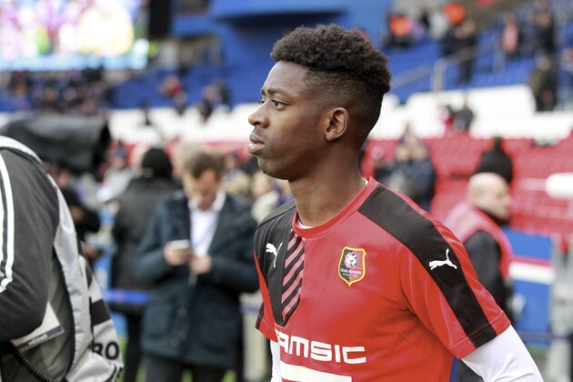 PARIS, FRANCE - APRIL 29: Ousmane Dembele of Stade Rennais during the French Ligue 1 match between Paris Saint-Germain and Stade Rennais at Parc des Princes on April 29, 2016 in Paris, France. (Photo by Xavier Laine/Getty Images) PARIS, FRANCE - APRIL 29: Ousmane Dembele of Stade Rennais during the French Ligue 1 match between Paris Saint-Germain and Stade Rennais at Parc des Princes on April 29, 2016 in Paris, France. (Photo by Xavier Laine/Getty Images)
