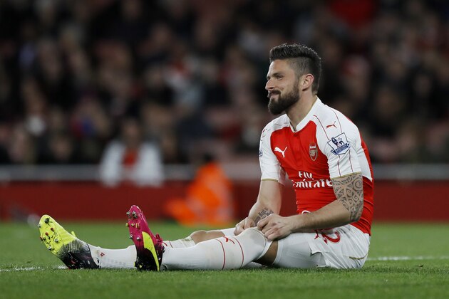 Arsenal's Olivier Giroud sits on the pitch after a chance to score during the English Premier League soccer match between Arsenal and West Bromwich Albion at the Emirates Stadium in London, Thursday, April 21, 2016. (AP Photo/Matt Dunham) Arsenal's Olivier Giroud sits on the pitch after a chance to score during the English Premier League soccer match between Arsenal and West Bromwich Albion at the Emirates Stadium in London, Thursday, April 21, 2016. (AP Photo/Matt Dunham)