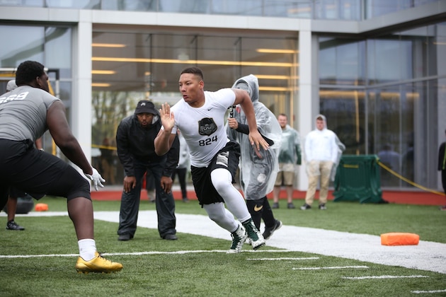 2018 DE Dorian Hardy's recruitment has taken off this week with offers from Alabama and Florida.