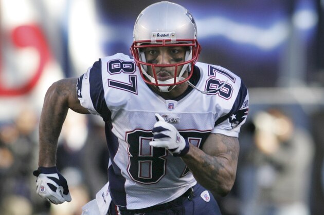 New England Patriots wide receiver Reche Caldwell breaks from the line against the San Diego Chargers during the AFC divisional round playoff football game Sunday, Jan. 14, 2007 in San Diego. (AP Photo/Chris Park)