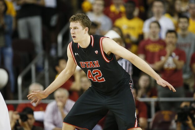 Utah's Jakob Poeltl defends against Southern California during the first half of an NCAA college basketball game, Sunday, Feb. 21, 2016, in Los Angeles. (AP Photo/Danny Moloshok)