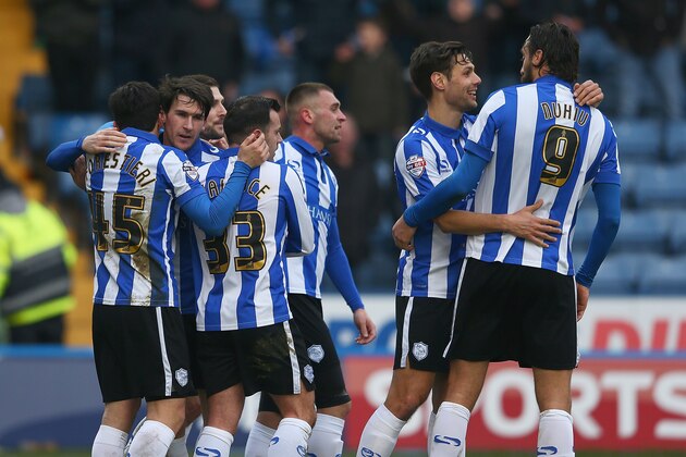 SHEFFIELD, ENGLAND - FEBRUARY 13:  Kieran Lee of Sheffield Wednesday is congratulated on his goal  during the Sky Bet Championship match between Sheffield Wednesday and Brentford at Hillsborough Stadium on February 13, 2016 in Sheffield, United Kingdom.  (Photo by Matthew Lewis/Getty Images)