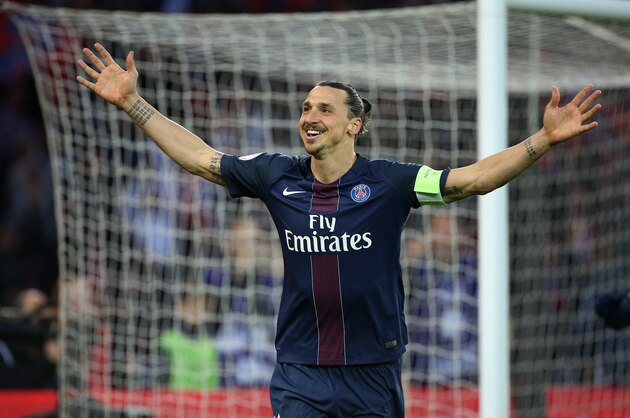 PARIS, FRANCE - MAY 14: Zlatan Ibrahimovic of PSG scores his first goal during the French Ligue 1 match between Paris Saint-Germain (PSG) and FC Nantes at Parc des Princes stadium on May 14, 2016 in Paris, France. (Photo by Jean Catuffe/Getty Images)