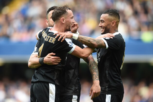 LONDON, ENGLAND - MAY 15:  Danny Drinkwater of Leicester City celebrates scoring his team's opening goal with Danny Simpson during the Barclays Premier League match between Chelsea and Leicester City at Stamford Bridge on May 15, 2016 in London, England.  (Photo by Michael Regan/Getty Images)