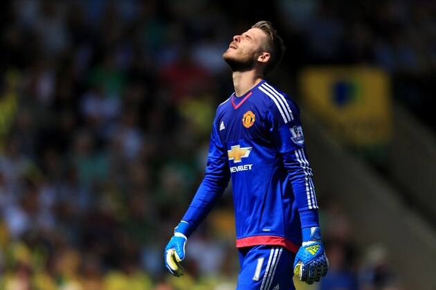 NORWICH, ENGLAND - MAY 07:  David De Gea of Manchester United celebrates his team's first goal during the Barclays Premier League match between Norwich City and Manchester United at Carrow Road on May 7, 2016 in Norwich, England.  (Photo by Stephen Pond/Getty Images)