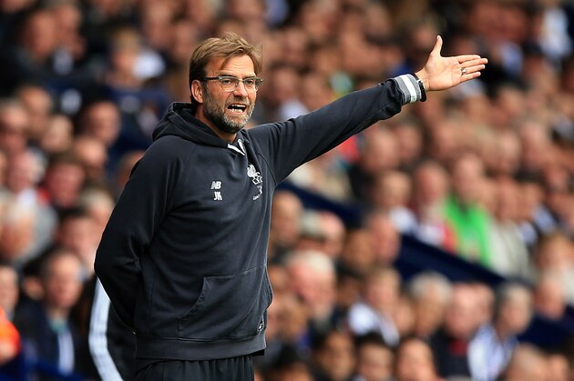 WEST BROMWICH, ENGLAND - MAY 15:  Liverpool manager Jurgen Klopp gives instructions during the Barclays Premier League match between West Bromwich Albion and Liverpool at The Hawthorns on May 15, 2016 in West Bromwich, England.  (Photo by Ben Hoskins/Getty Images)