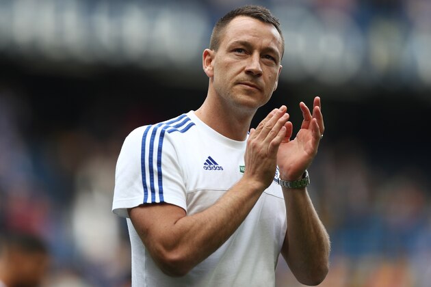 LONDON, ENGLAND - MAY 15:  John Terry of Chelsea applauds supporters after the Barclays Premier League match between Chelsea and Leicester City at Stamford Bridge on May 15, 2016 in London, England.  (Photo by Paul Gilham/Getty Images)