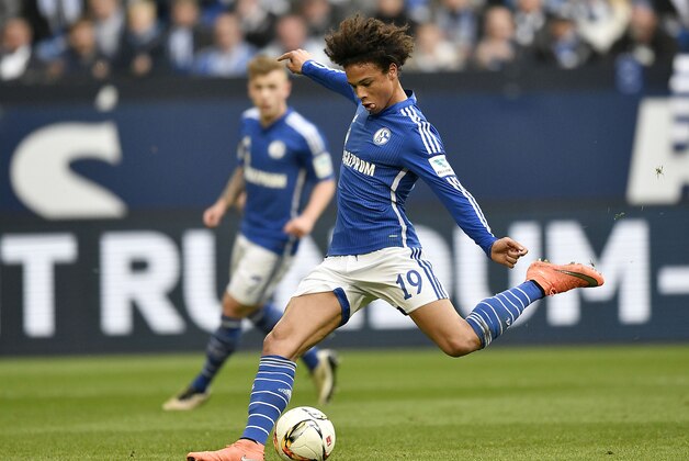 Schalke's Leroy Sane scores his side's second goal during the German Bundesliga soccer match between FC Schalke 04 and Bayer Leverkusen in Gelsenkirchen, Germany, Saturday, April 23, 2016. (AP Photo/Martin Meissner)