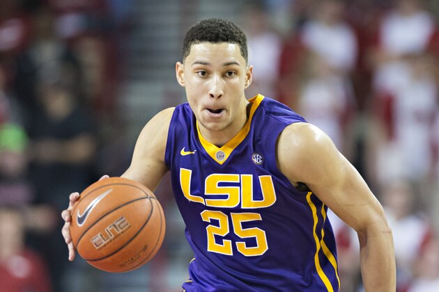 FAYETTEVILLE, AR - FEBRUARY 23:  Ben Simmons #25 of the LSU Tigers drives to the basket during a game against the Arkansas Razorbacks at Bud Walton Arena on February 23, 2016 in Fayetteville, Arkansas.  The Razorbacks defeated the Tigers 85-65.  (Photo by Wesley Hitt/Getty Images)