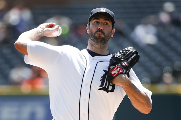 Detroit Tigers pitcher Justin Verlander throws against the Minnesota Twins in the first inning of a baseball game in Detroit, Wednesday, May 18, 2016. (AP Photo/Paul Sancya)